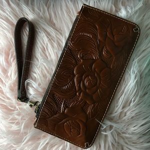 Patricia Nash Wristlet